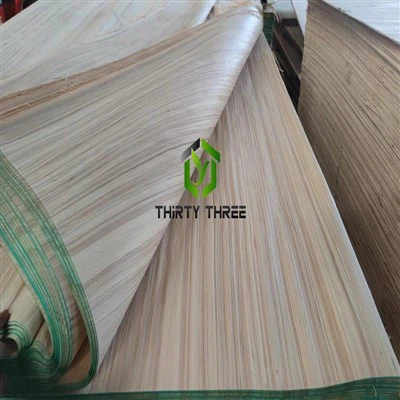 Vysoko kvalitná rekonštrová dýha toplar